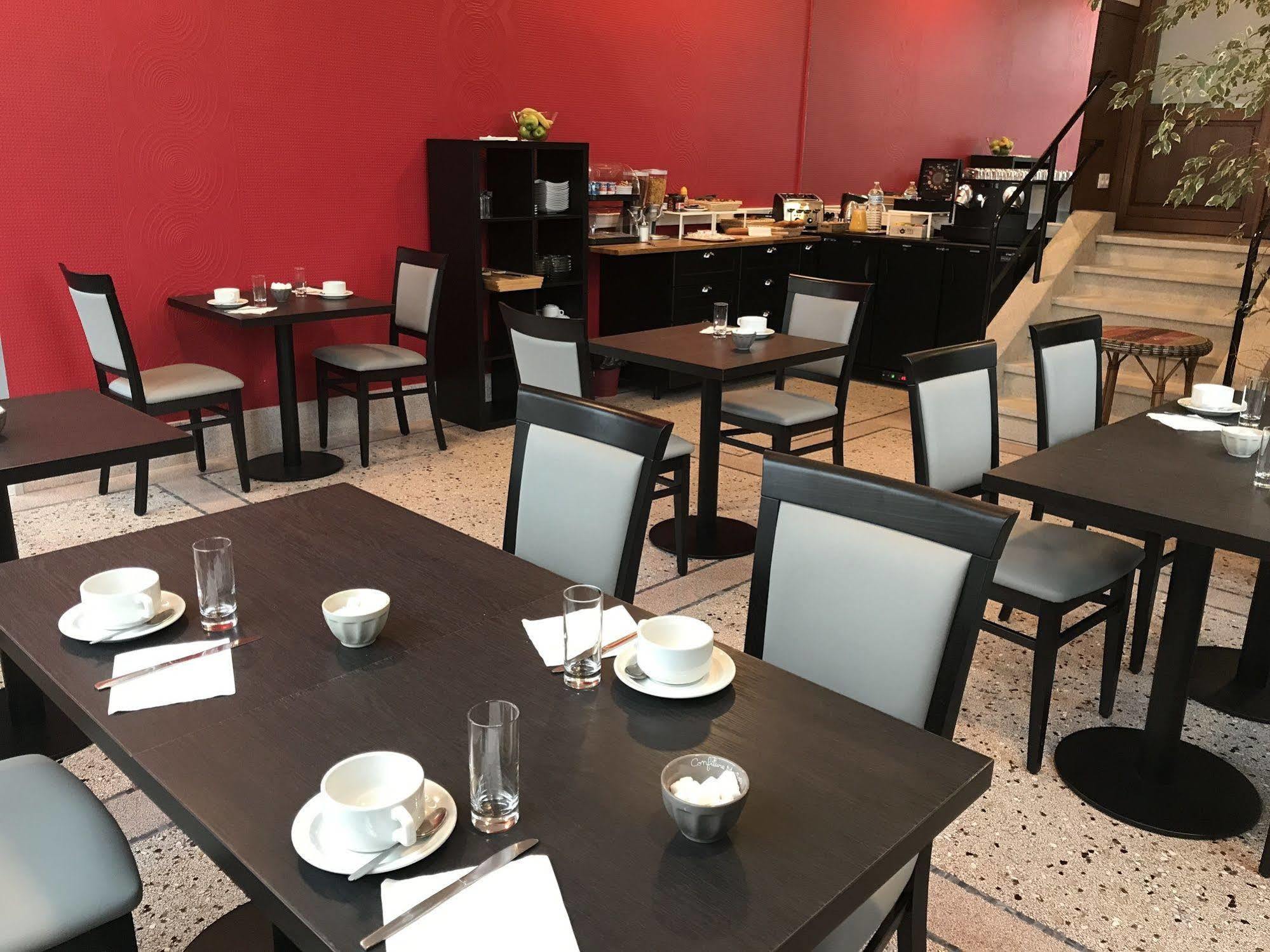 טול Hotel De L'Europe מראה חיצוני תמונה